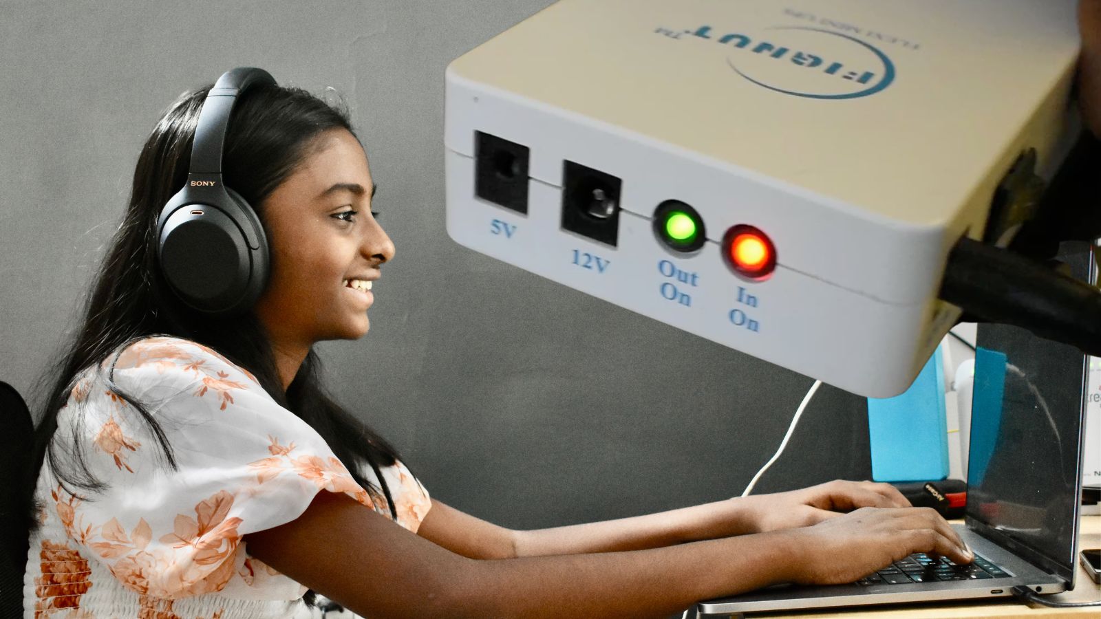 12V DC Flexi Mini UPS Light